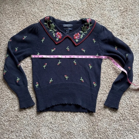 Vintage Herman Geist Hand Embroidered Sweater 
Size Medium - Picture 8 of 12